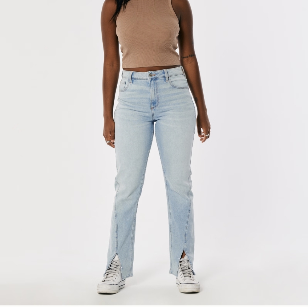 Hollister curvy high rise 90s straight jeans
